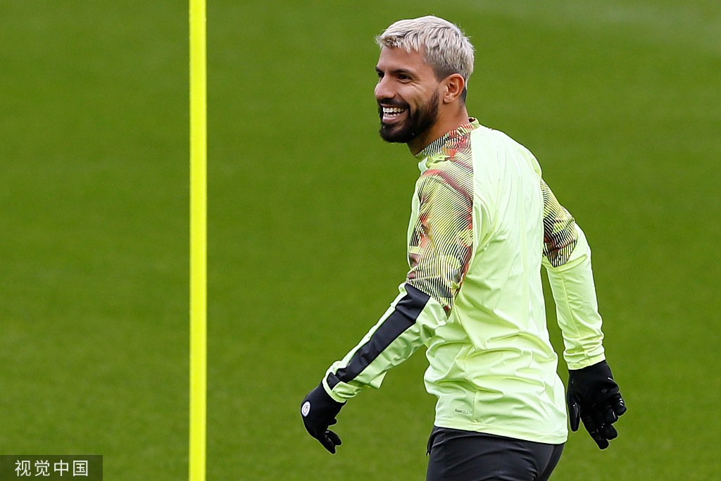 爱游戏app-尼斯训练开放日；窗口期内部沟通引欢呼；欧冠在即；赛程密集仍需轮换的简单介绍