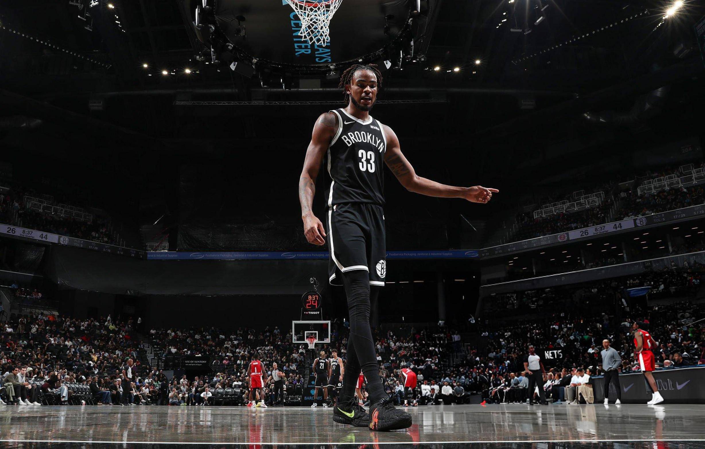 爱游戏体育官网-赛地聚焦：NBA季后赛窗口期热度飙升，波尔图单刀错失，目标明确，球探报告显示潜力的简单介绍